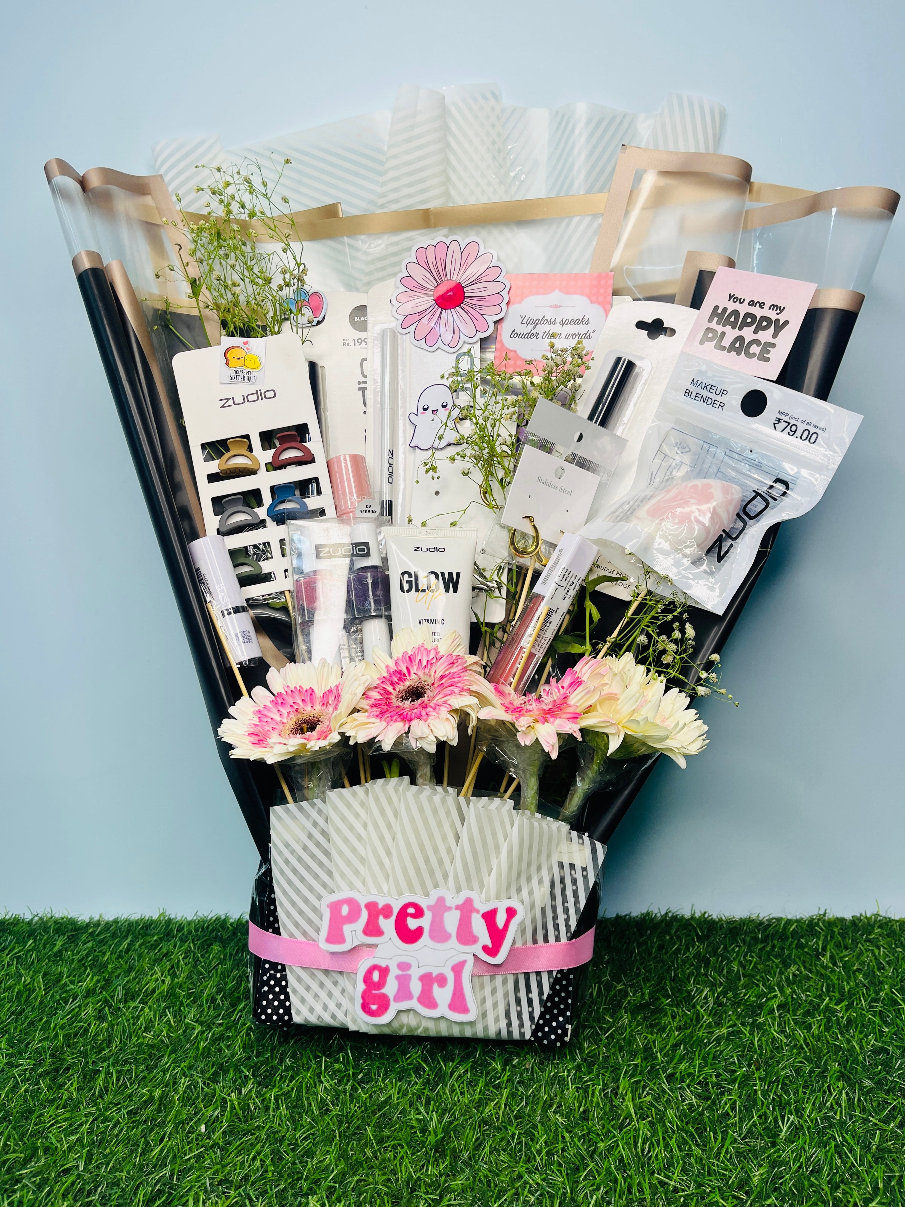 Makeup Bouquet for Her🩷