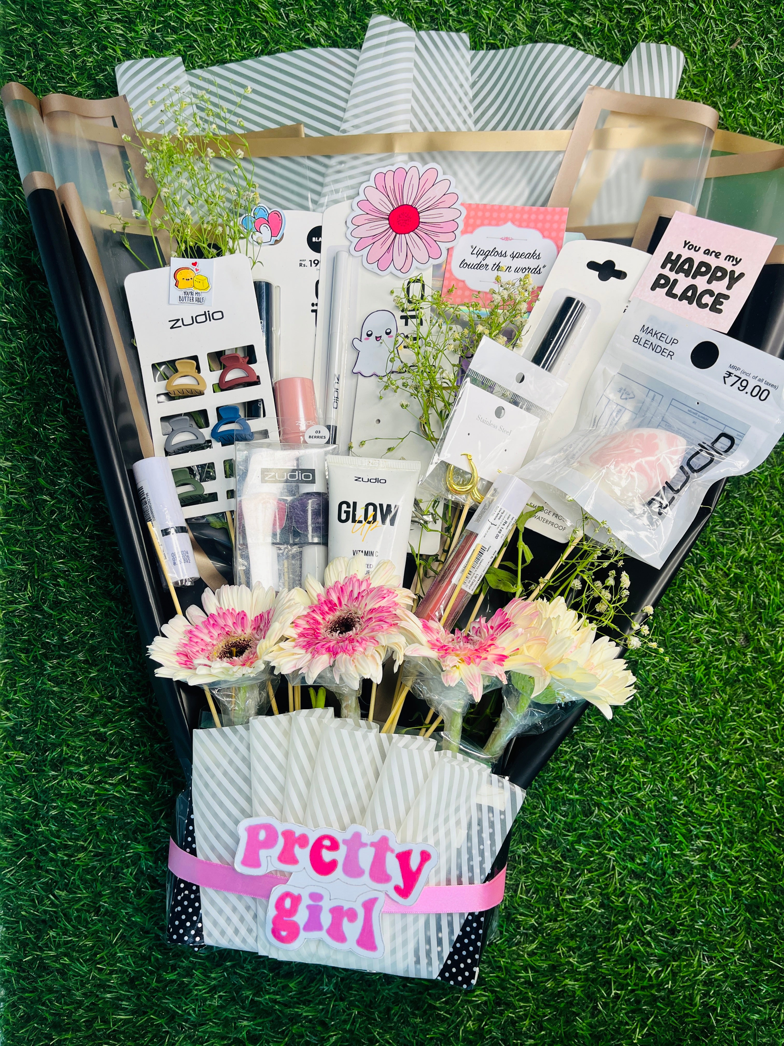 Makeup Bouquet for Her🩷