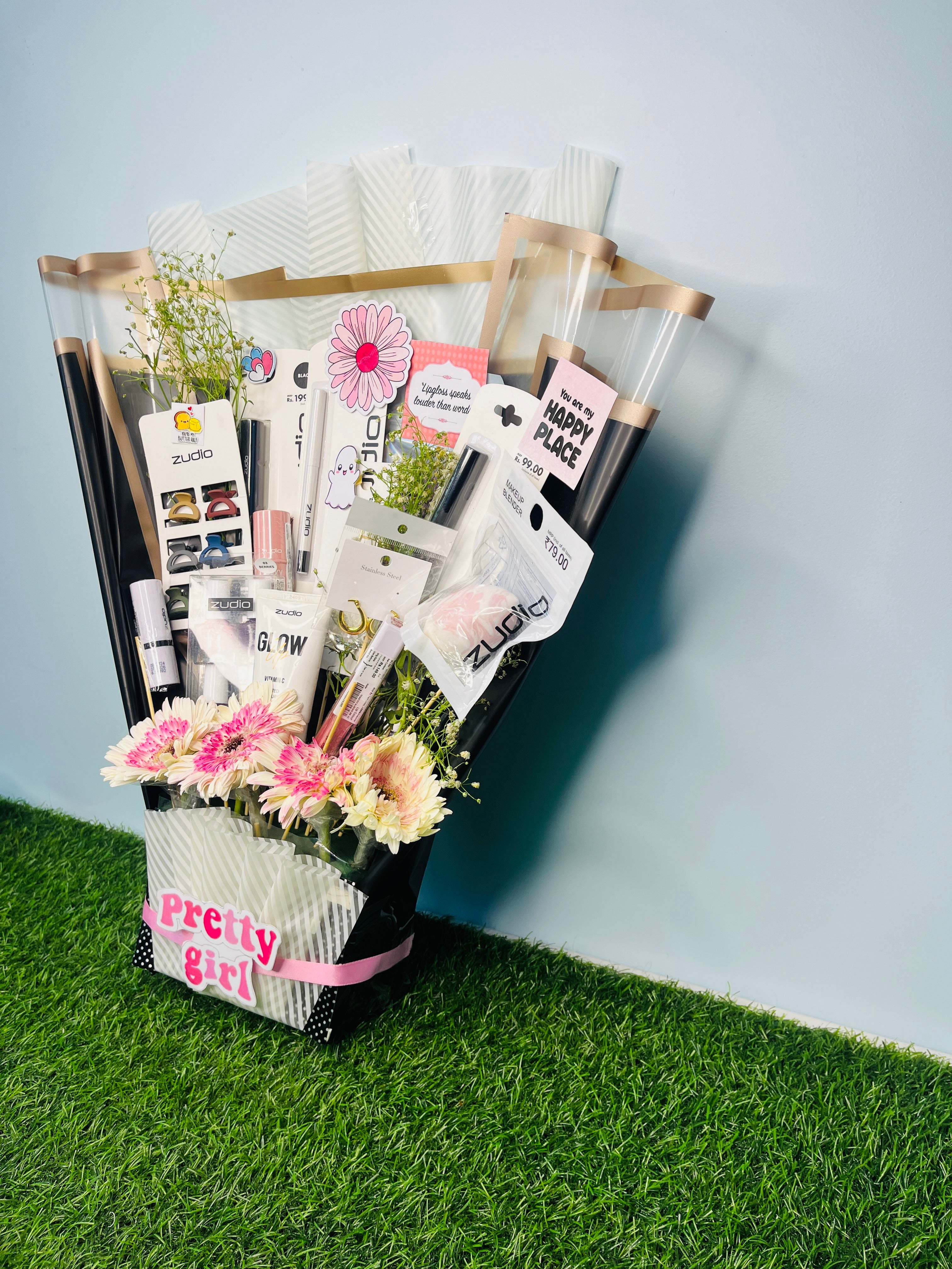 Makeup Bouquet for Her🩷